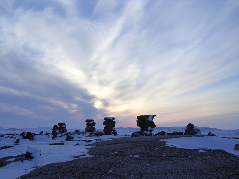 Inukshuks near Baffin Bay (Wikimedia Commons)