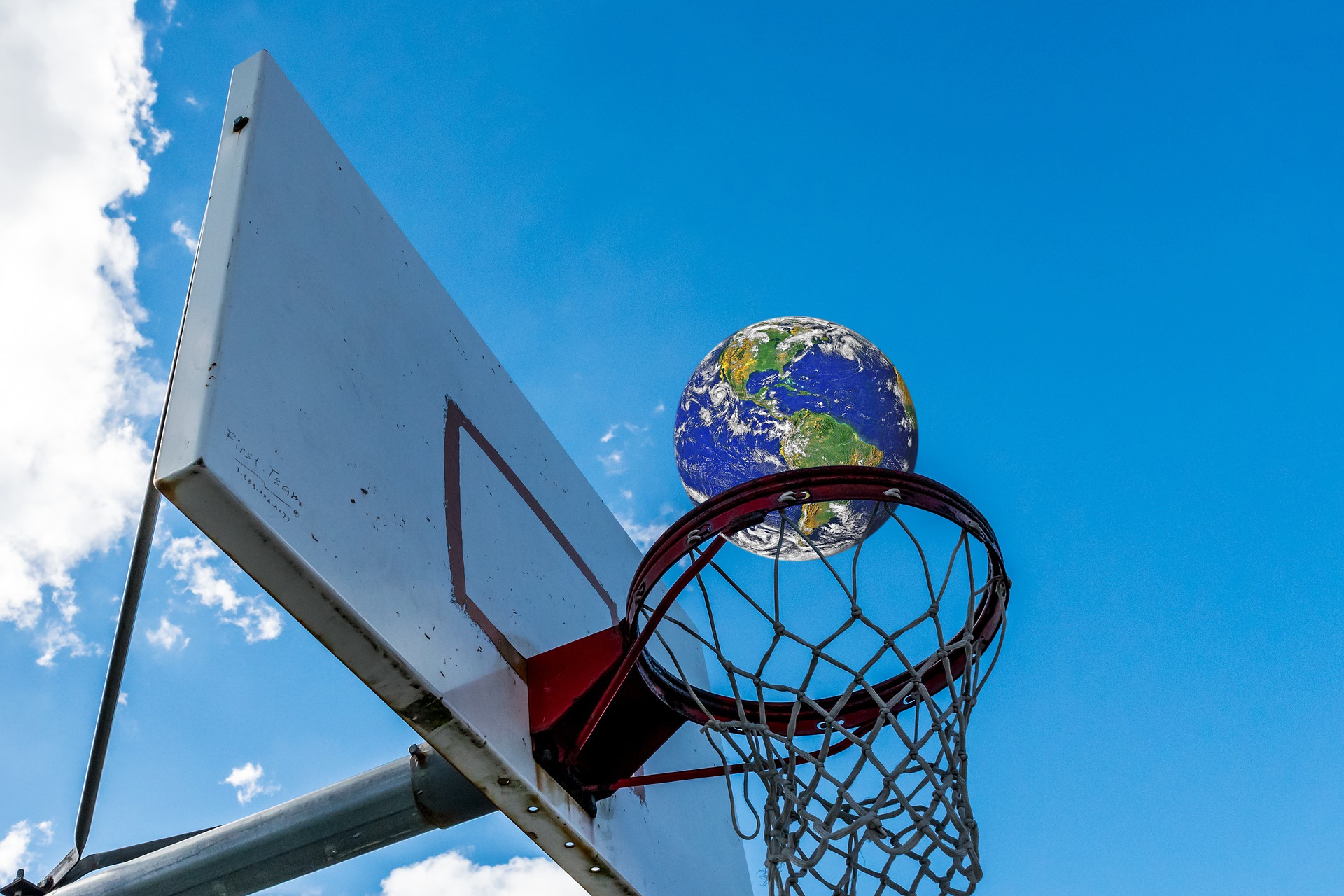 earth basketball